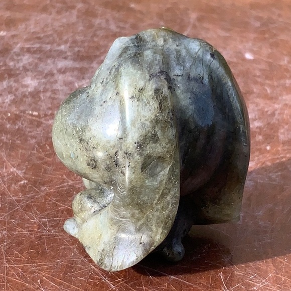 LABRADORITE HAND CARVED CARTOON RABBIT - Picture 6 of 9